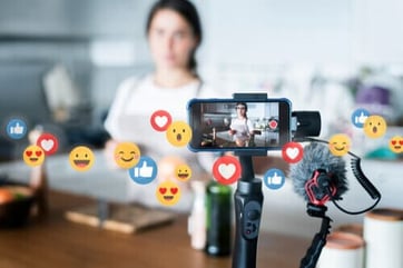 Live Social Media Content - What You Need to Know About Live Streams